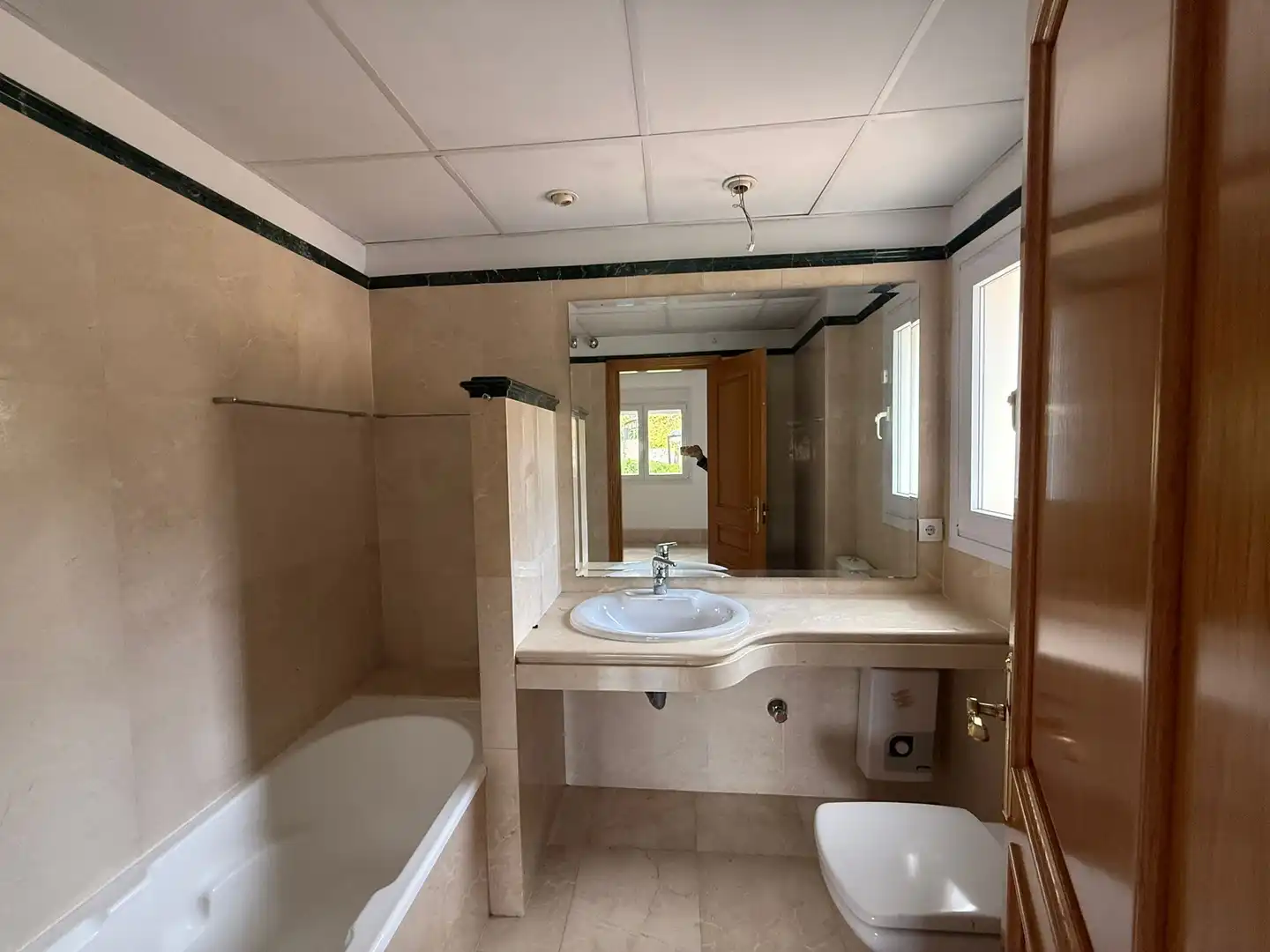 Bathroom of Detached homes for sale in Marbella  with Private garden, Terrace and Storage room