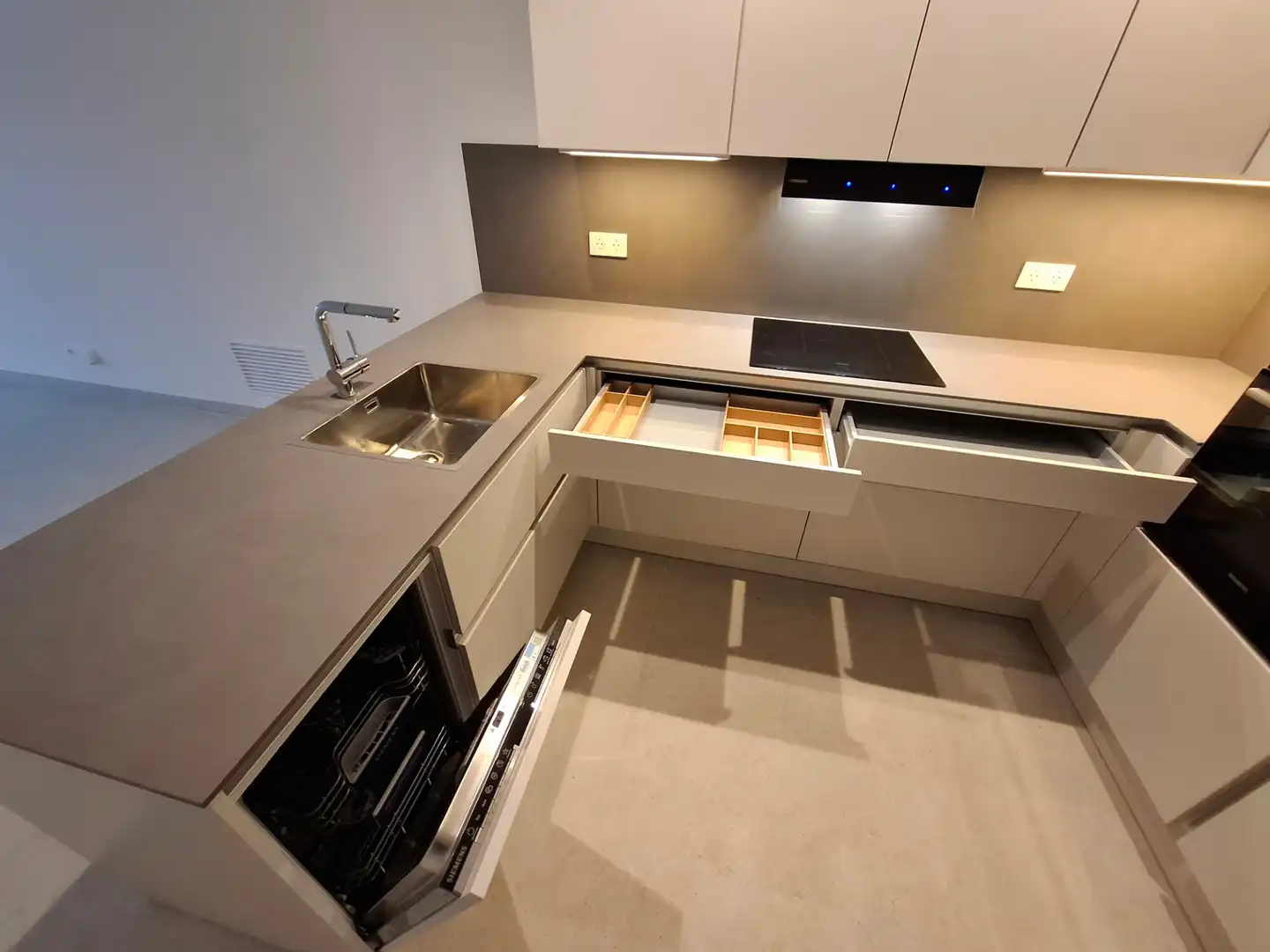 Kitchen of Flat for sale in Palamós  with Air Conditioner, Heating and Terrace