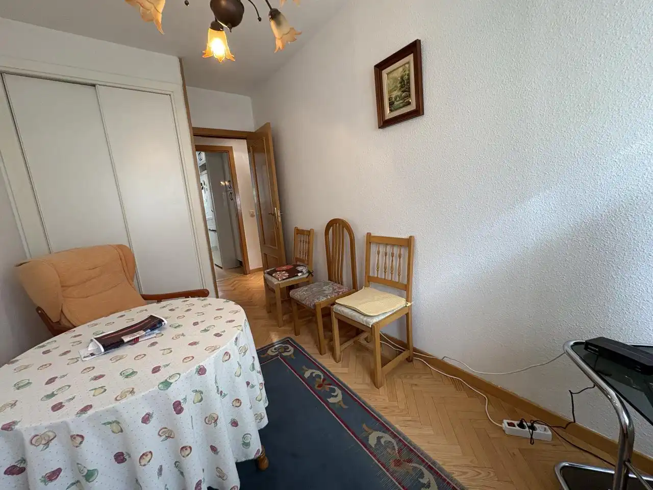 Wohnung zur Miete in Calle Ramón María del Valle Inclán, Espartales