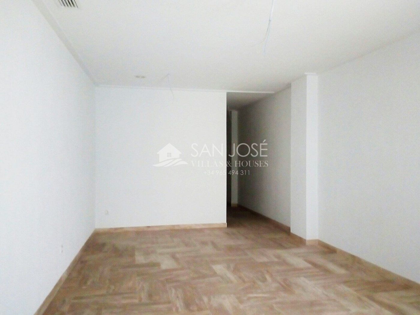 Flat for sale in Elche / Elx  with Air Conditioner