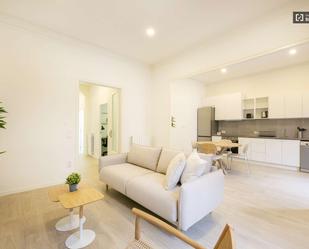 Living room of Apartment to share in  Barcelona Capital  with Air Conditioner, Heating and Terrace