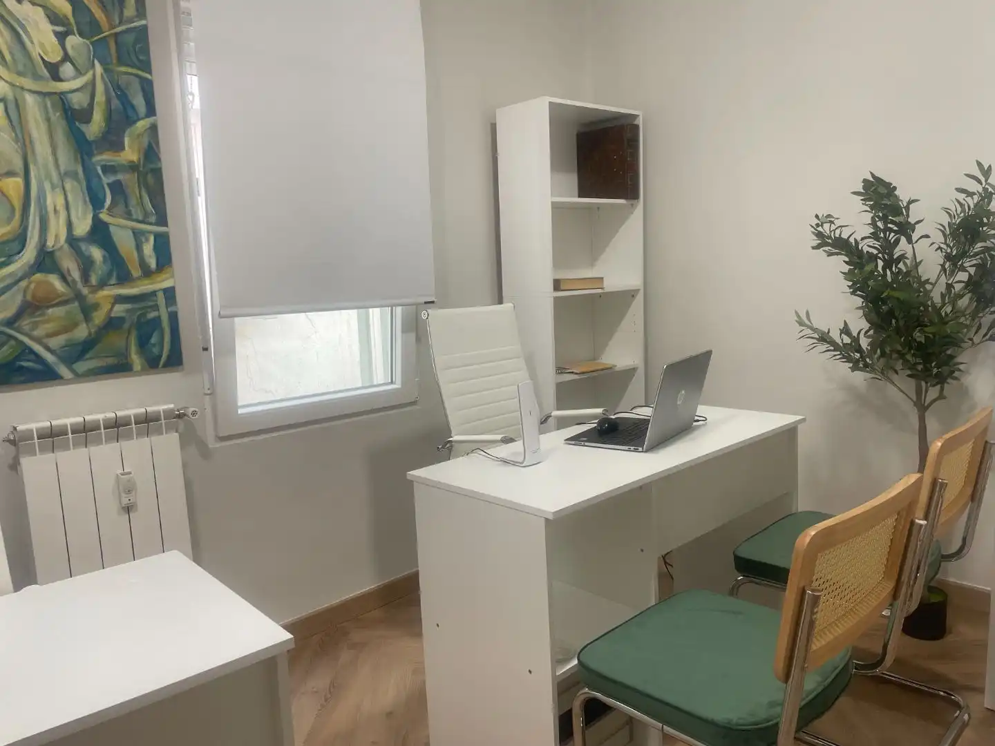 Office for rent in Madrid  with Air Conditioner, Heating and Furnished
