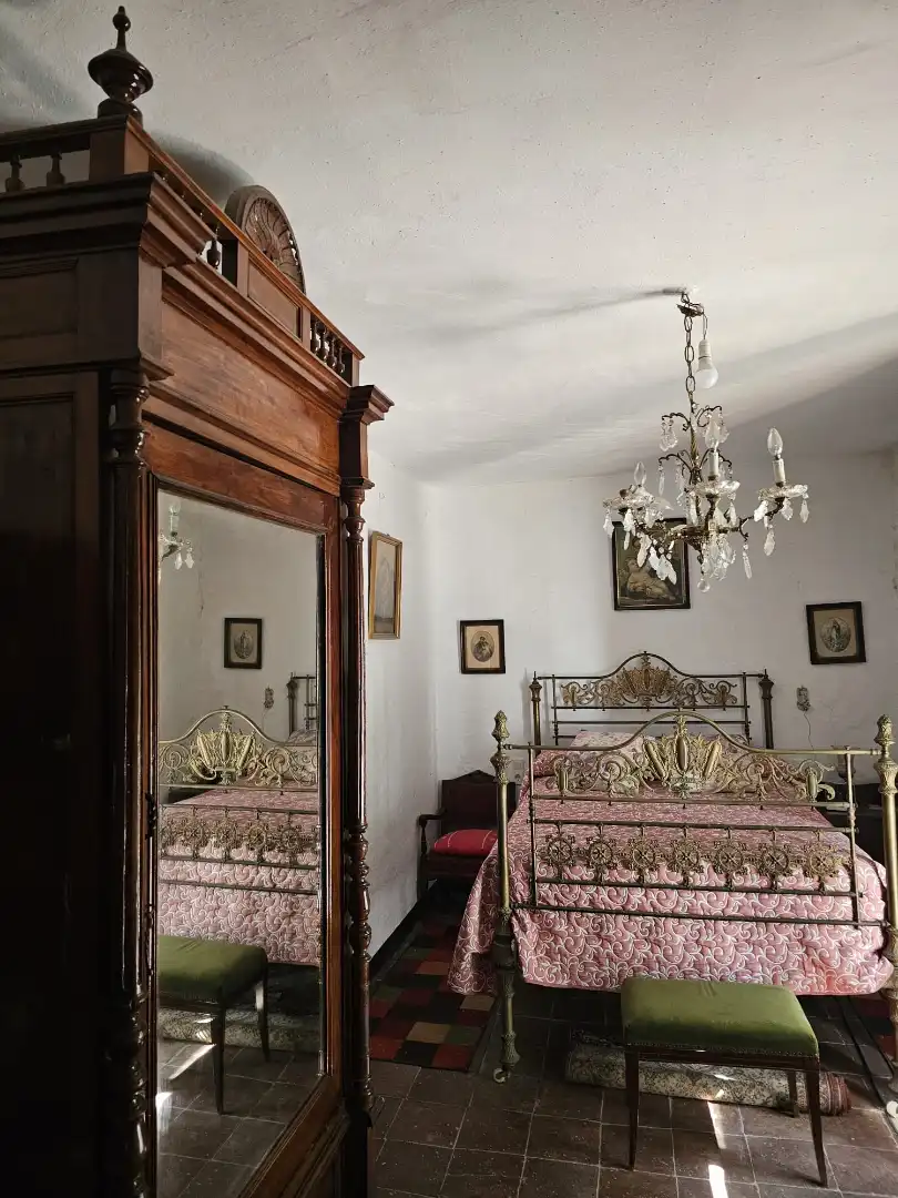 Dormitori de Casa o xalet en venda en Benamocarra amb Terrassa i Moblat