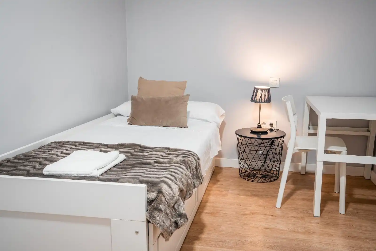 Schlafzimmer von Wohnung zur untervermieten in Beiro