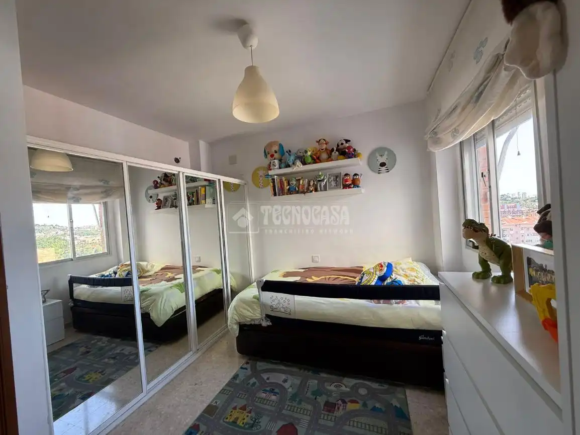 Bedroom of Flat for sale in Benalmádena  with Air Conditioner, Terrace and Furnished