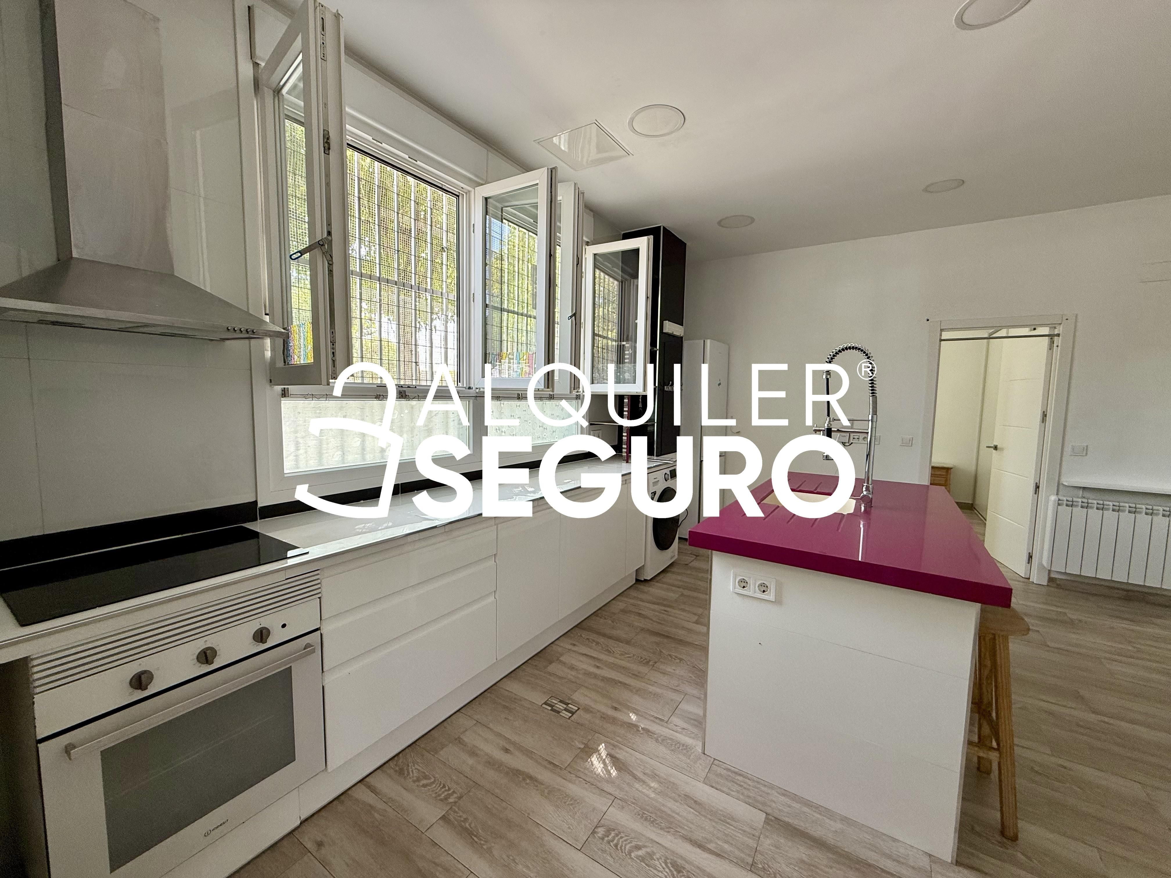 Kitchen of Flat to rent in  Madrid Capital  with Furnished