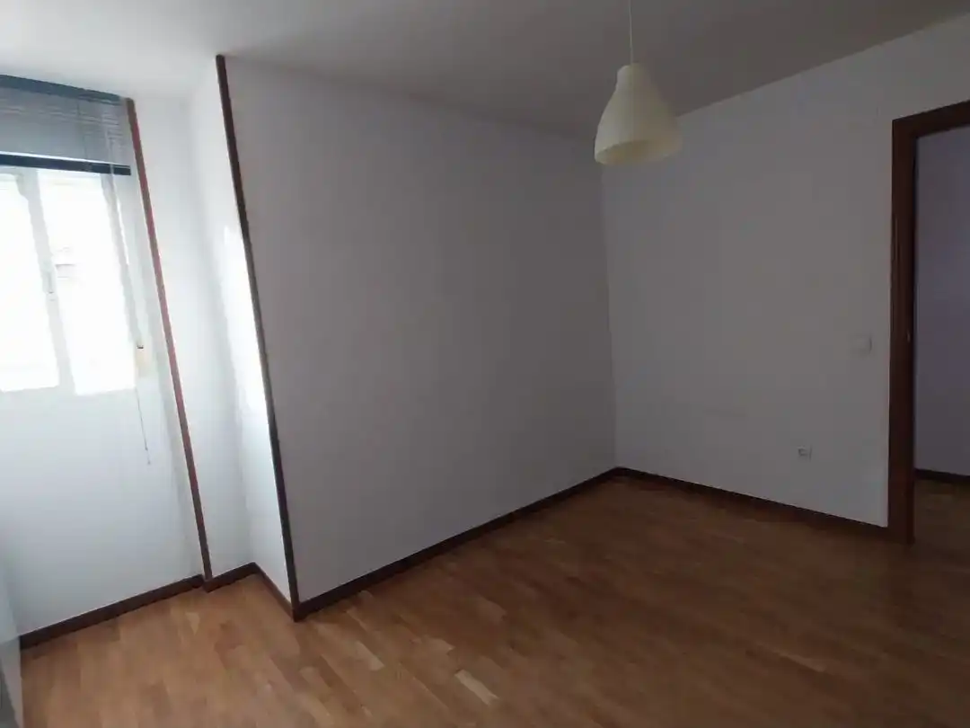 Habitación de Ático en venta en Cistérniga con Parquet y Trastero