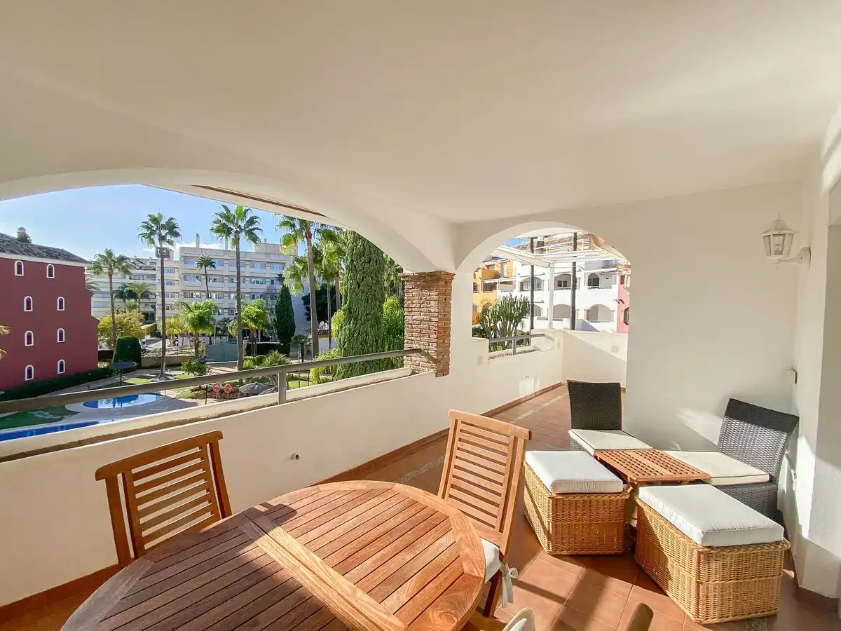 Apartament amb piscina en venda a Avenida Conde Rudi, imagen 18