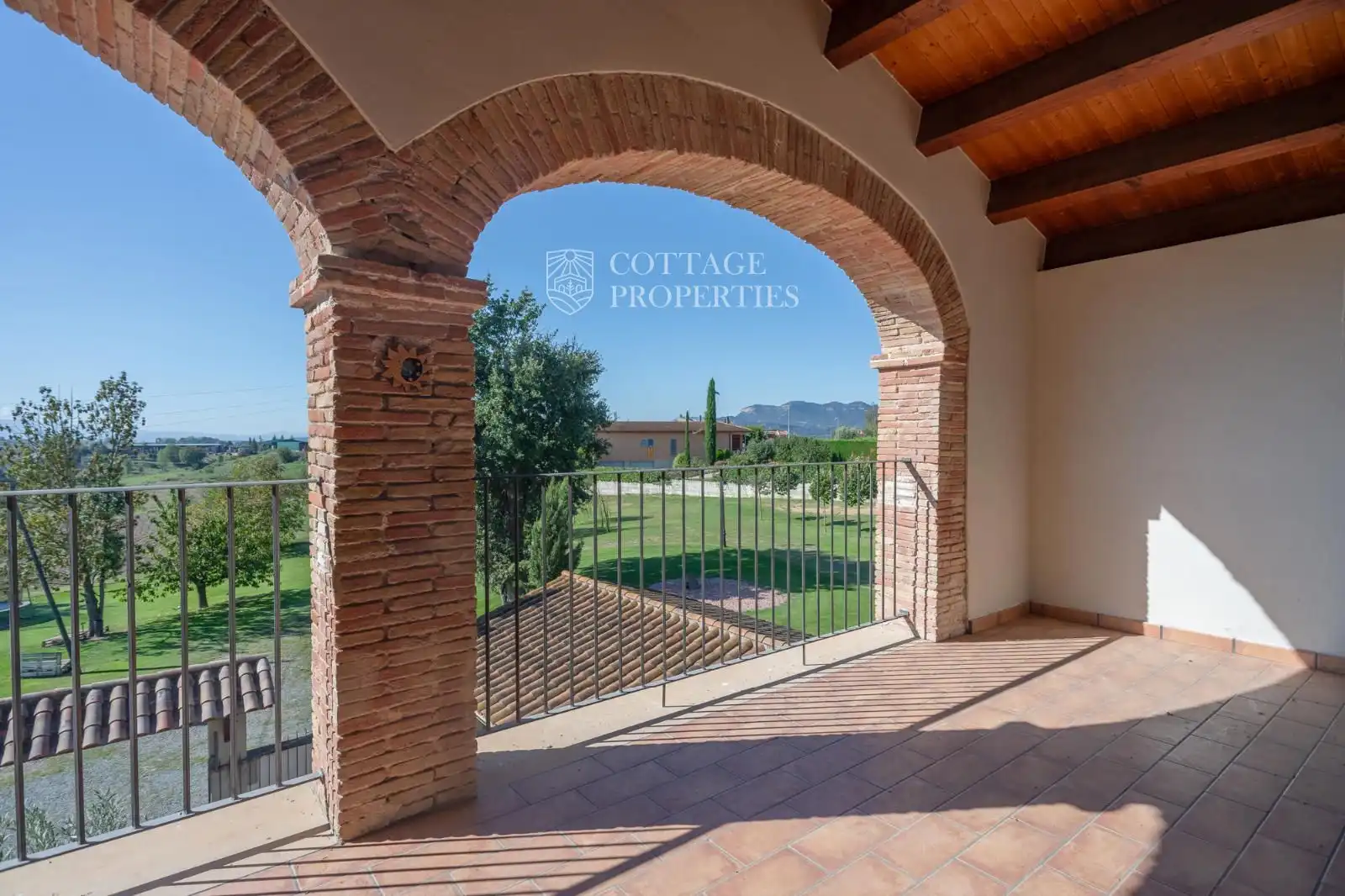 Terraza de Finca rústica en venta en Torelló con Terraza y Amueblado