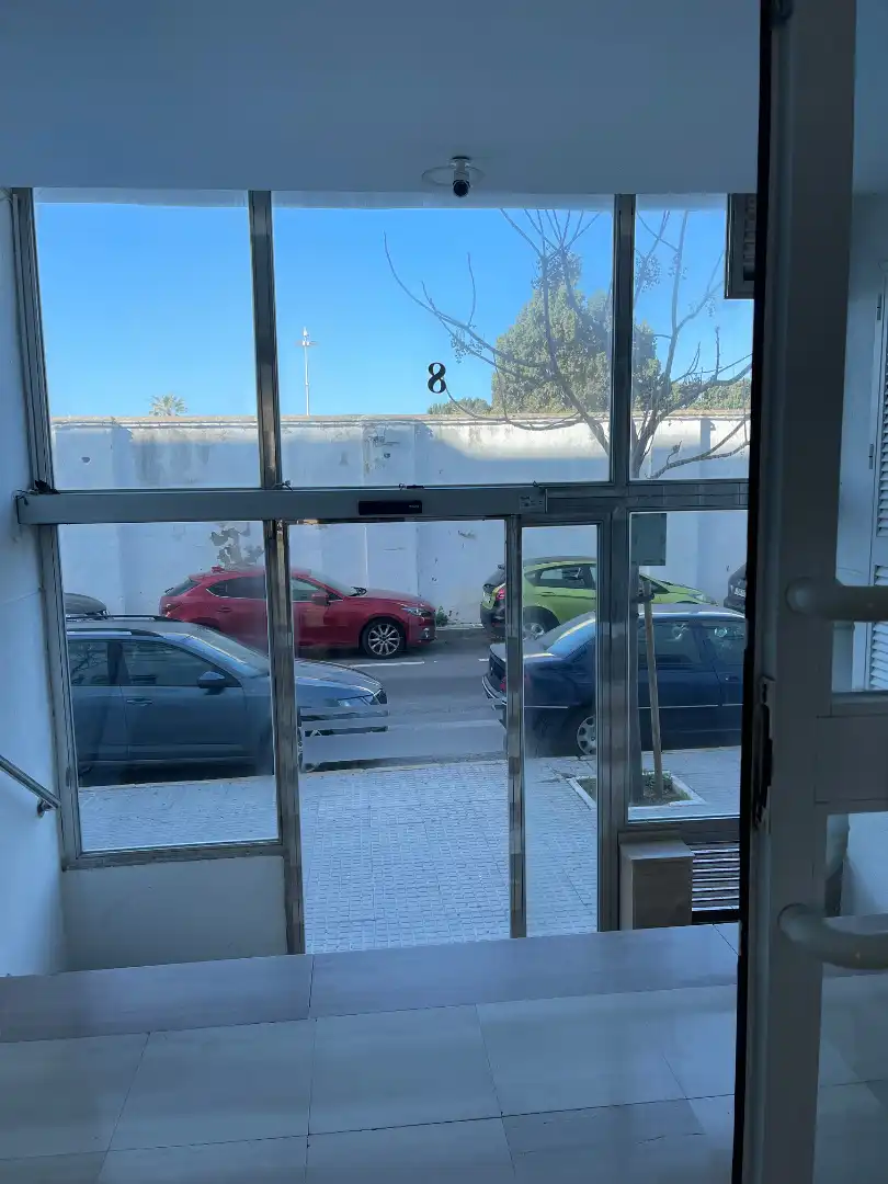 Parkplatz von Wohnung zum Verkauf in Cádiz mit Heizung, Möbliert und Ofen