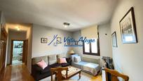 Living room of Flat for sale in Haro  with Heating, Furnished and Balcony