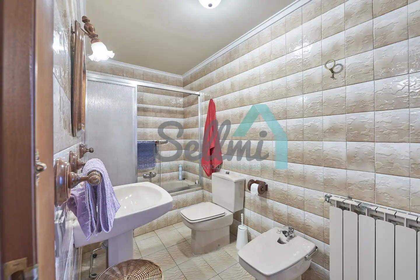 Bathroom of Houses for sale in Ribera de Arriba  with Heating, Private garden and Terrace