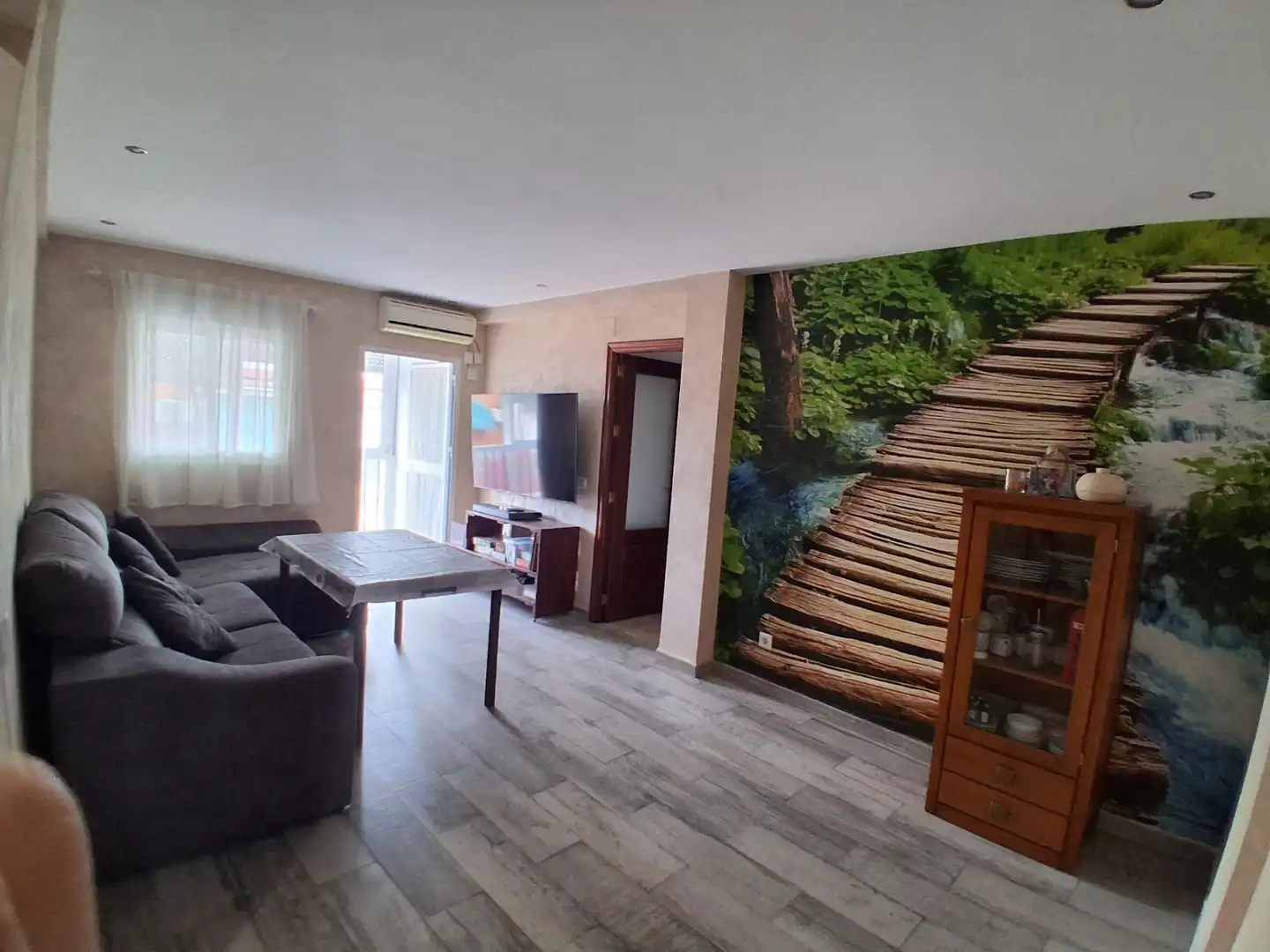 Sala de estar de Piso en venta en San Juan de Aznalfarache con Aire acondicionado y Terraza