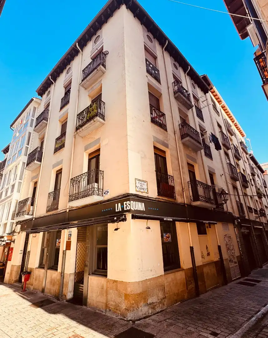 Apartamento con balcón en venta en Calle de San Juan