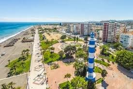 Vista exterior de Estudi en venda en Vélez-Málaga amb Aire condicionat, Terrassa i Piscina comunitària