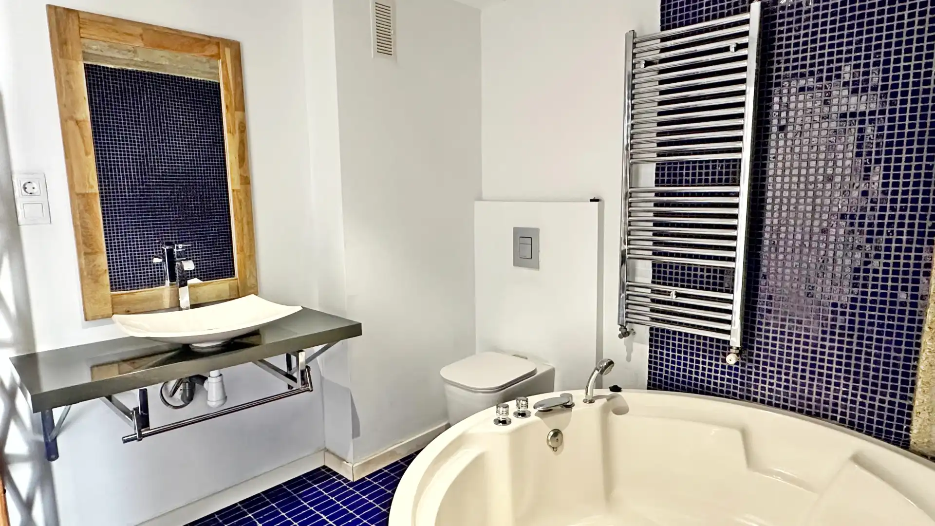 Apartament amb terrassa de lloguer a Passeig Marítim de Neptú, imagen 40