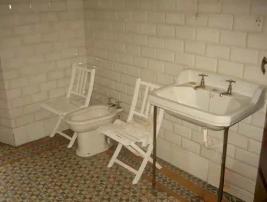Baño de Casa o chalet en venta en Pradoluengo con Calefacción, Jardín privado y Terraza