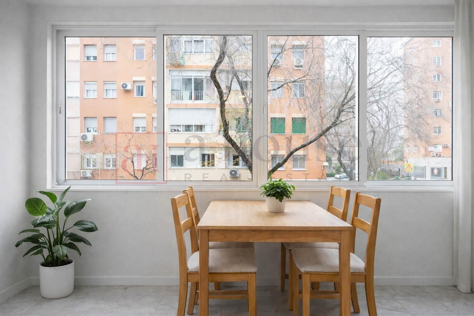 Exterior view of Flat for sale in  Madrid Capital  with Air Conditioner, Heating and Balcony