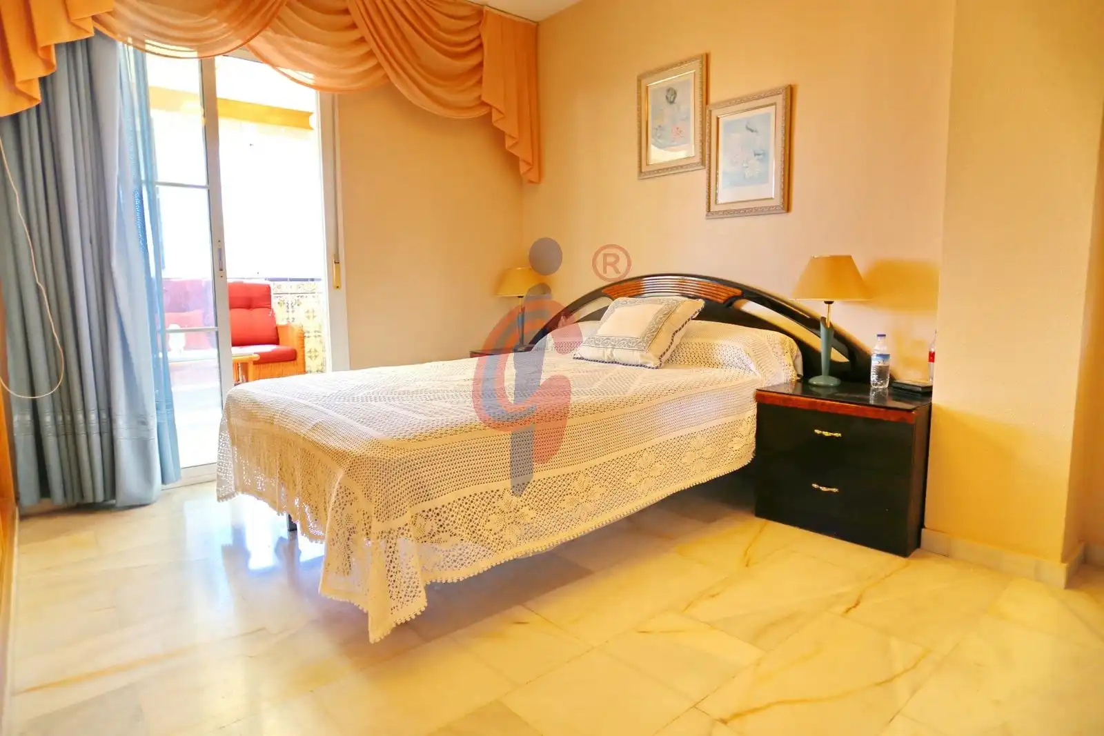 Habitación de Ático en venta en Guardamar del Segura con Aire acondicionado y Amueblado