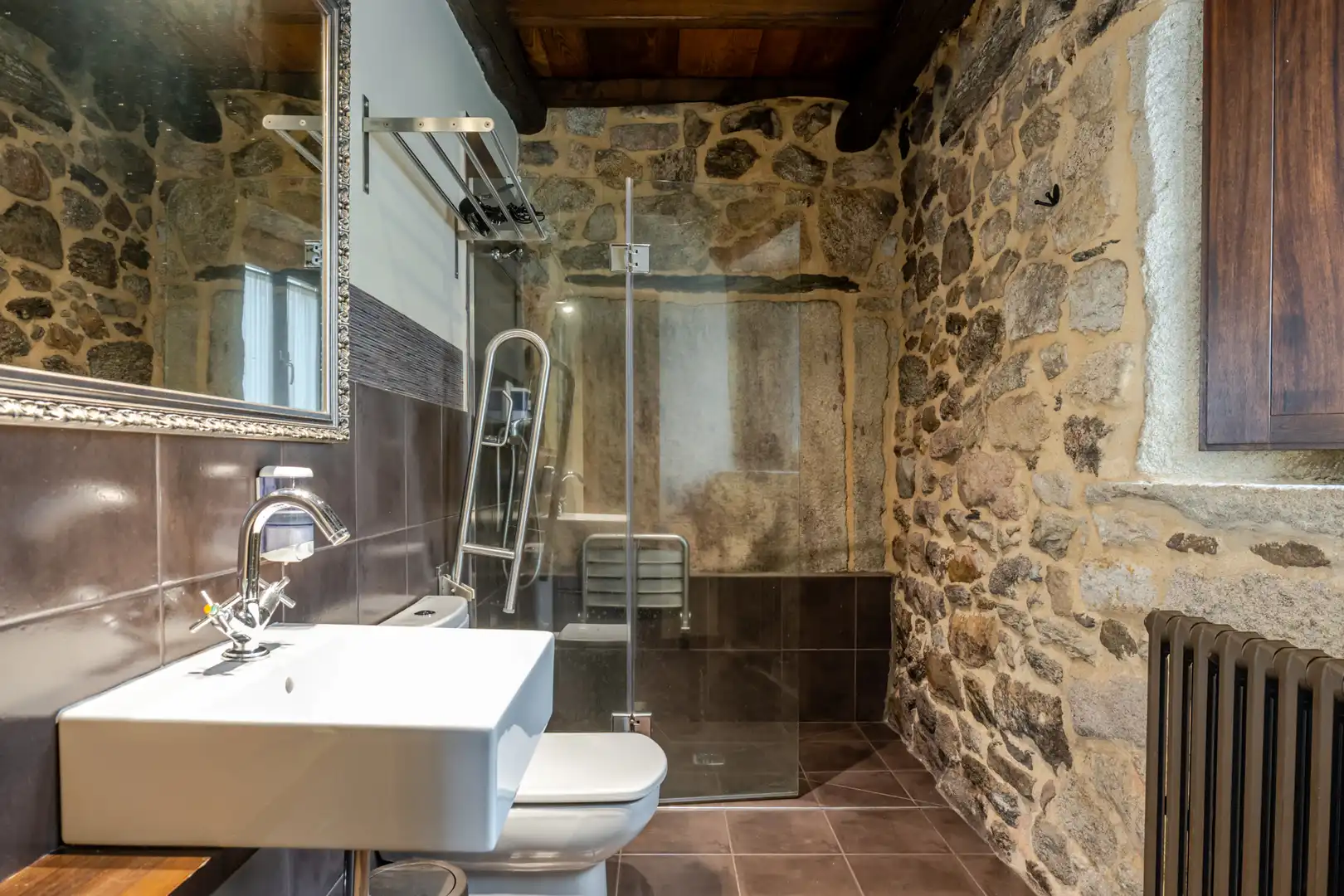 Bathroom of Commercial properties for sale in Friol  with Furnished