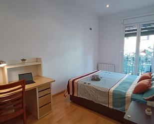 Bedroom of Flat to share in  Barcelona Capital  with Heating, Washing machine and TV