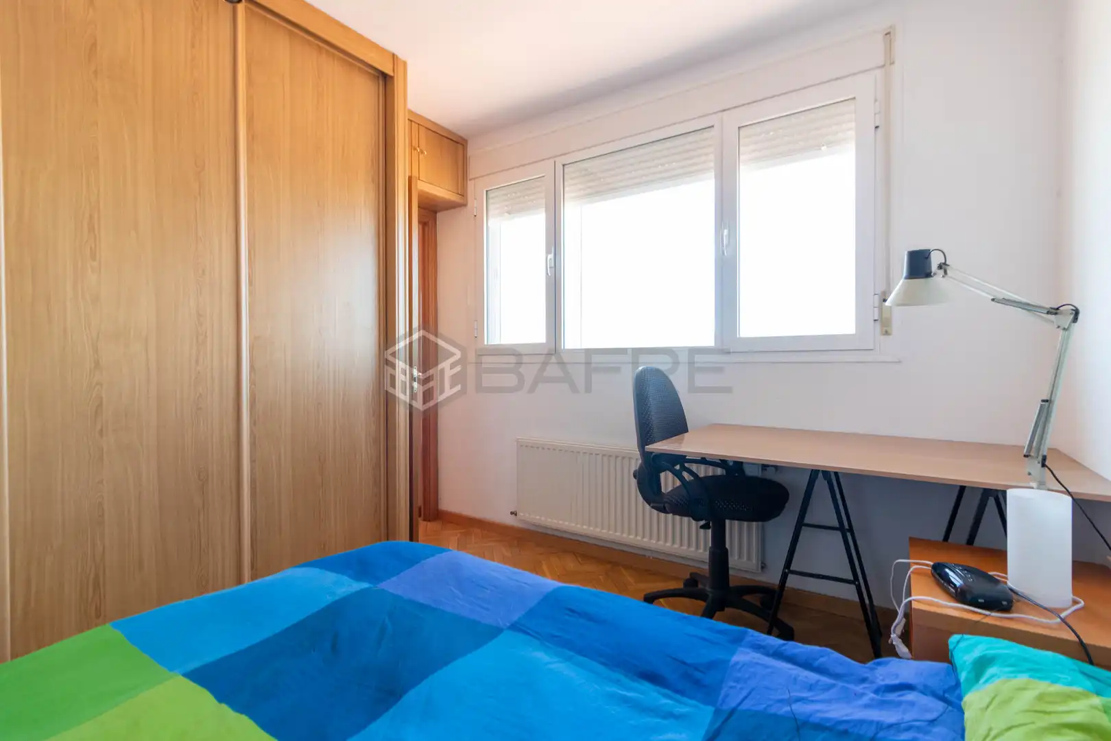 Dormitori de Àtic en venda en Madrid amb Aire condicionat, Jardí privat i Parquet