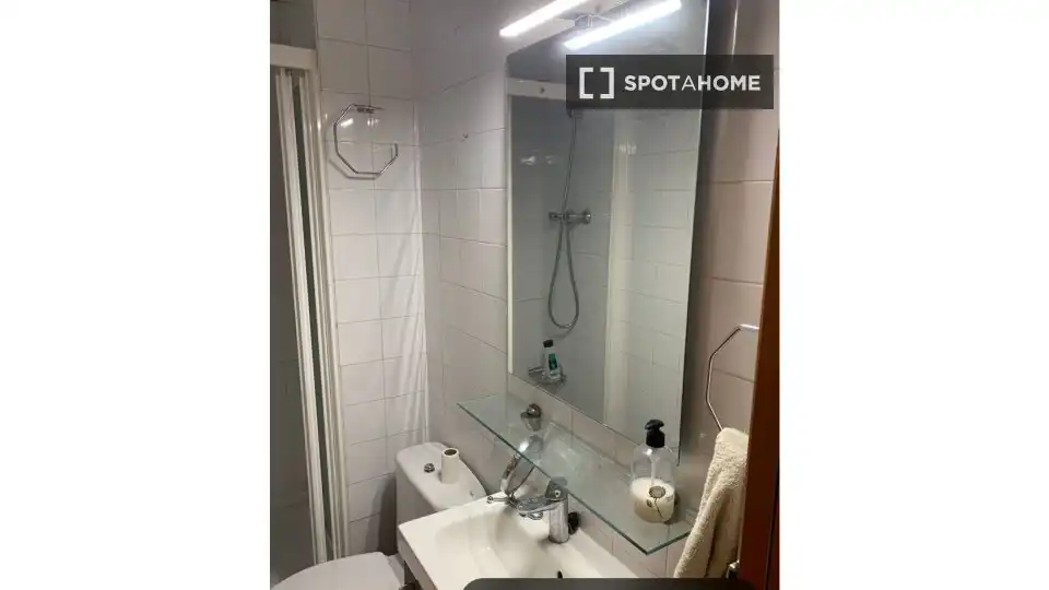 Habitació a Sabadell, Barcelona