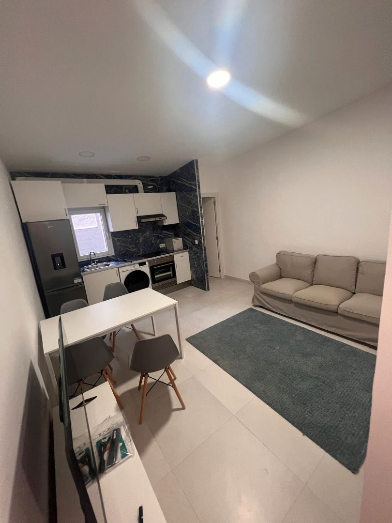 Sala de estar de Edificio en venta en Castellón de la Plana / Castelló de la Plana