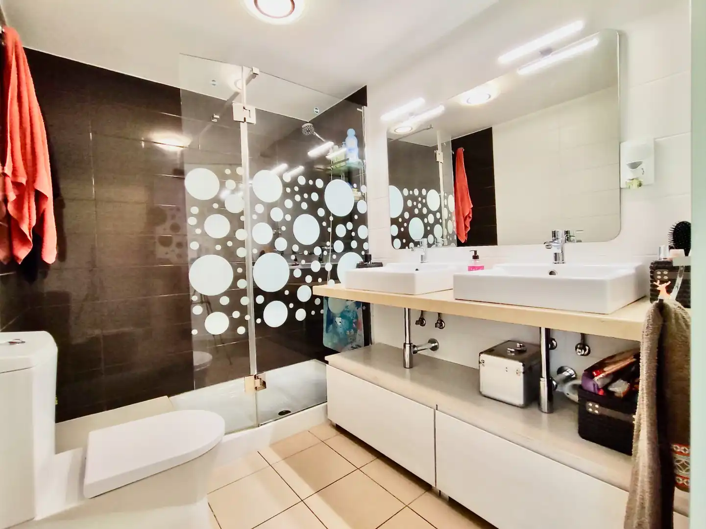 Bathroom of Flat for sale in Salou  with Air Conditioner, Heating and Parquet flooring