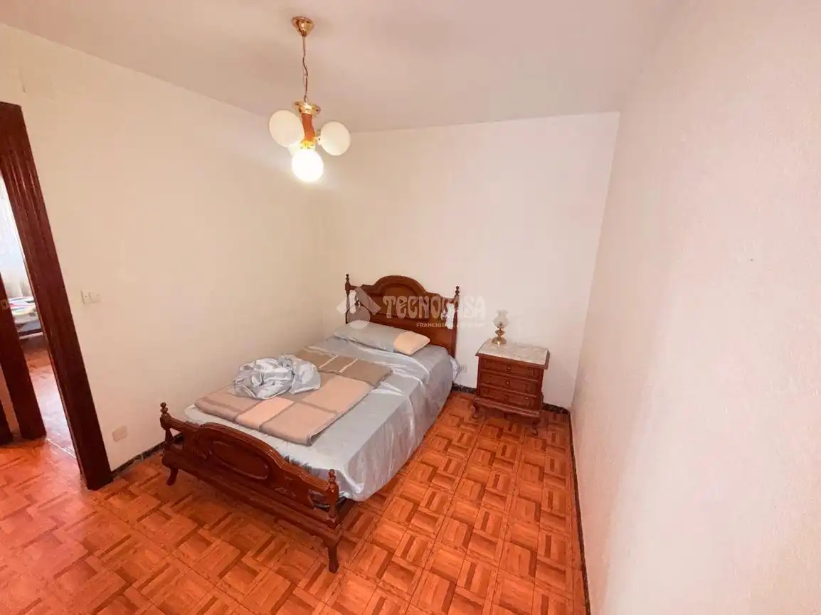 Dormitori de Pis en venda en Laguna de Duero amb Calefacció, Parquet i Terrassa