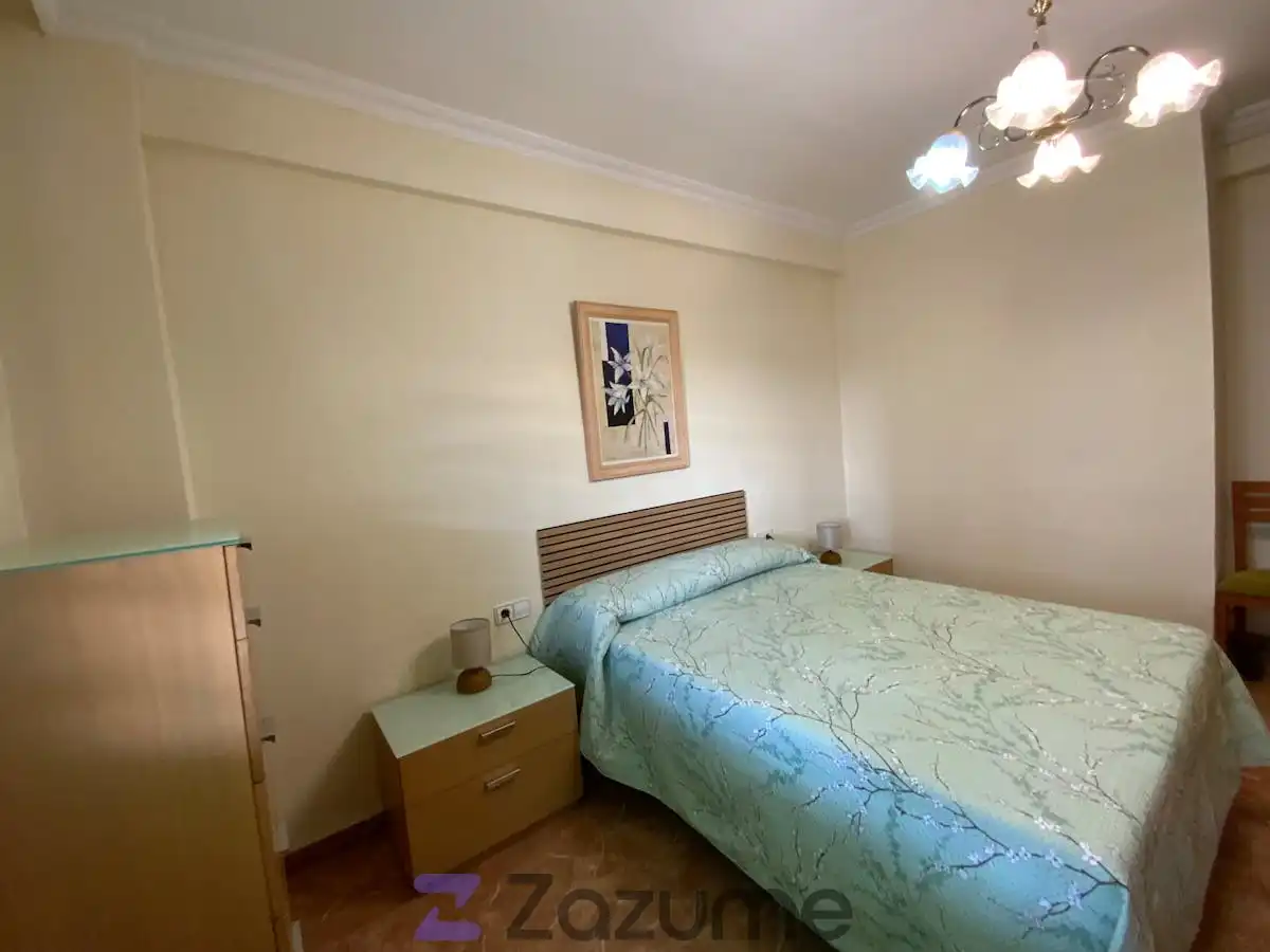 Bedroom of Flat for rent in Valencia  with Air Conditioner, Heating and Terrace