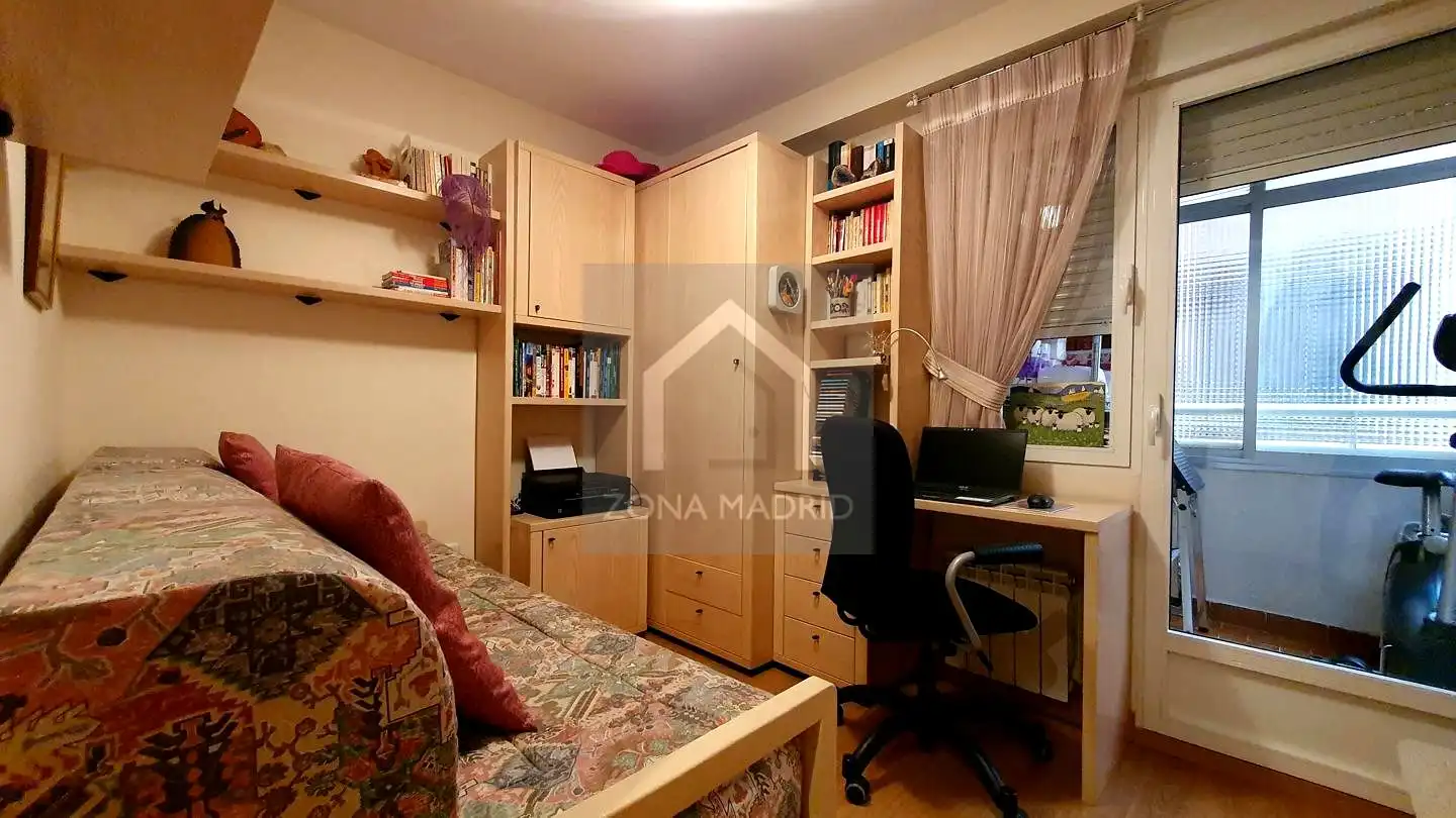 Habitación de Piso en venta en Madrid con Aire acondicionado, Calefacción y Terraza