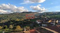 Vista exterior de Casa adosada en venda en Barbadás amb Calefacció, Terrassa i Moblat