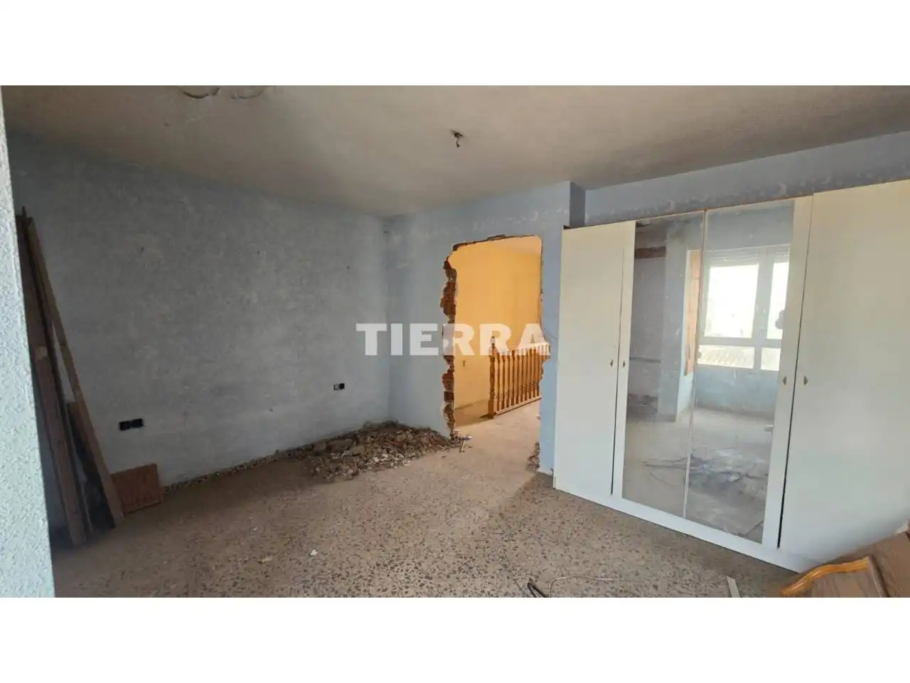 Flat for sale in Yecla  with Balcony