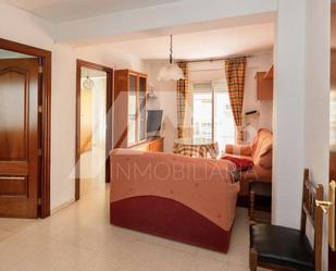 Living room of Flat to rent in  Granada Capital  with Furnished, Washing machine and Microwave
