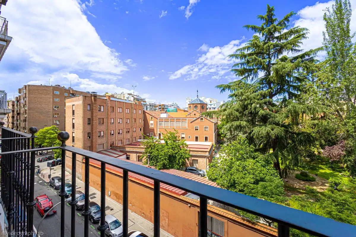 Flat with lift for sale in Chamberí, imagen 3