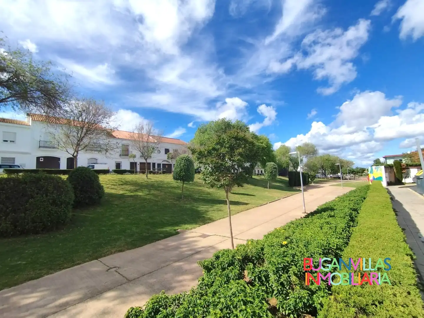 Vista exterior de Casa adosada en venta en Lepe con Trastero y Amueblado