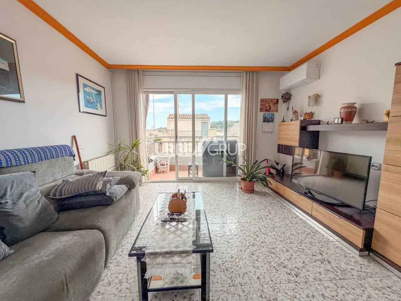 Sala de estar de Piso en venta en Terrassa con Aire acondicionado, Calefacción y Balcón