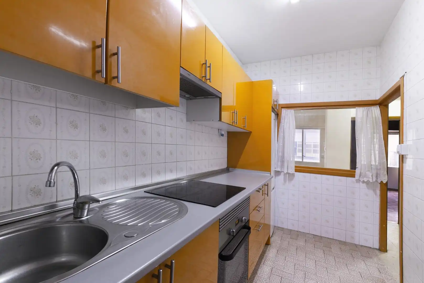 Cocina de Piso en venta en Málaga con Balcón y Alarma