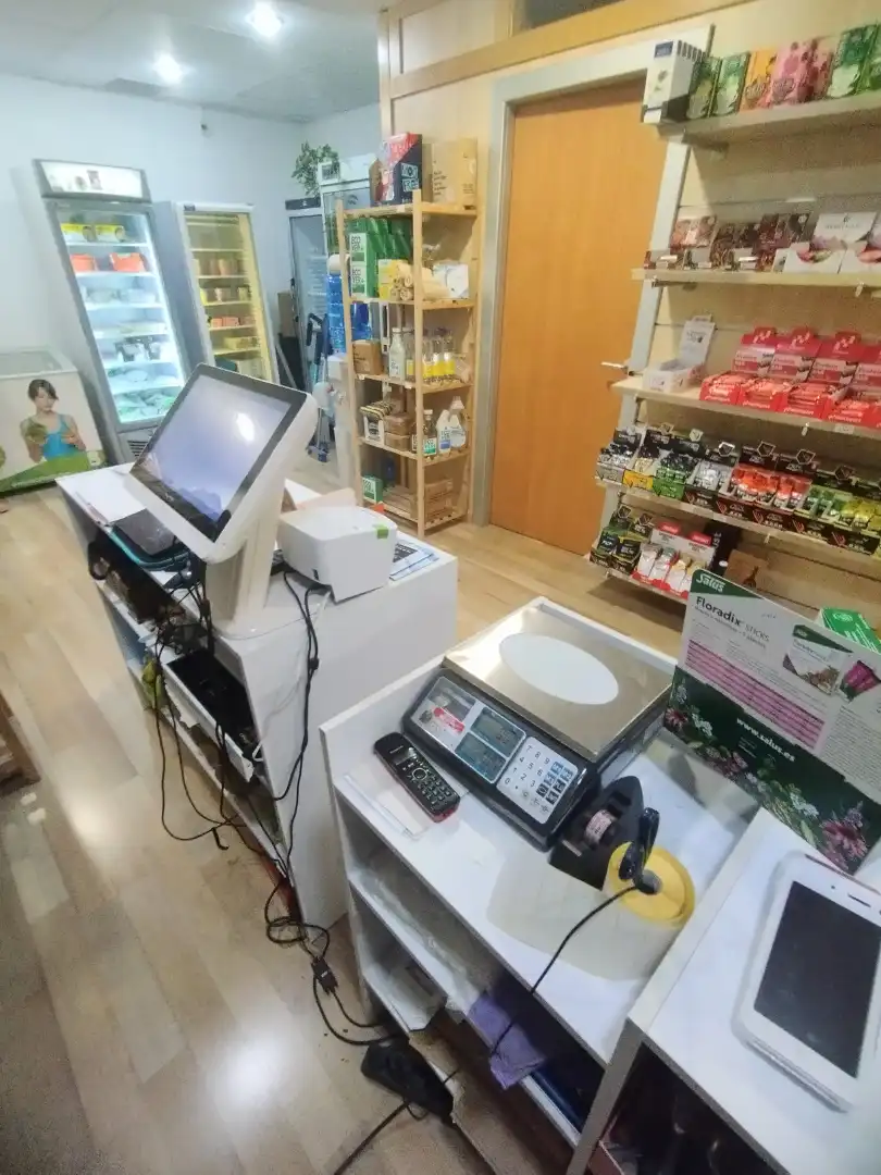 Local en traspaso en Rubí con Amueblado