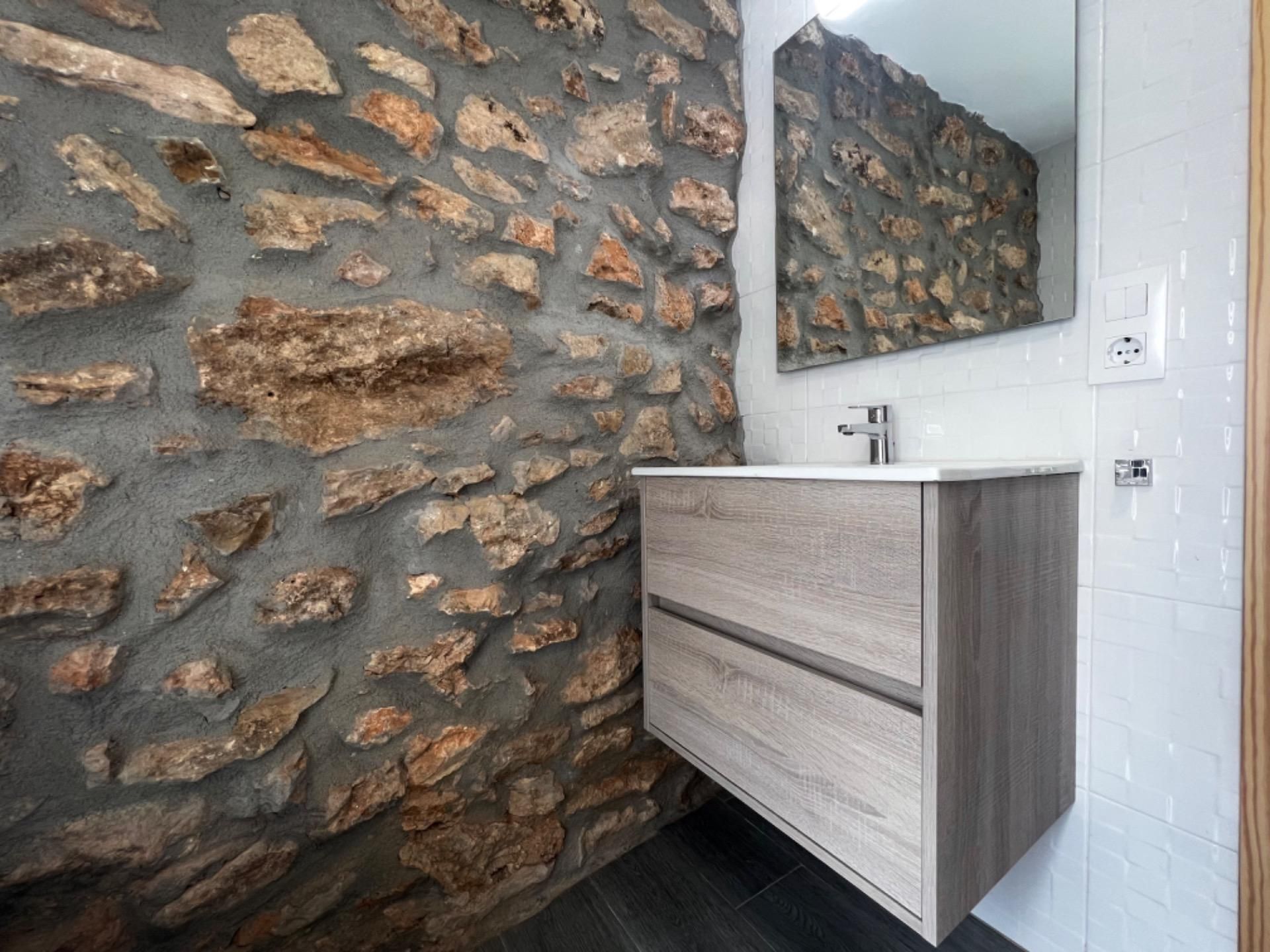 Bany de Casa o xalet en venda en L'Aldea amb Aire condicionat, Calefacció i Parquet