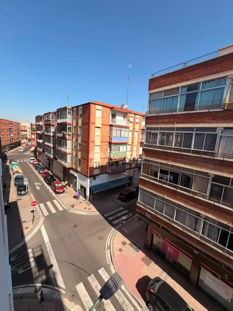 Vista exterior de Pis en venda en Valladolid