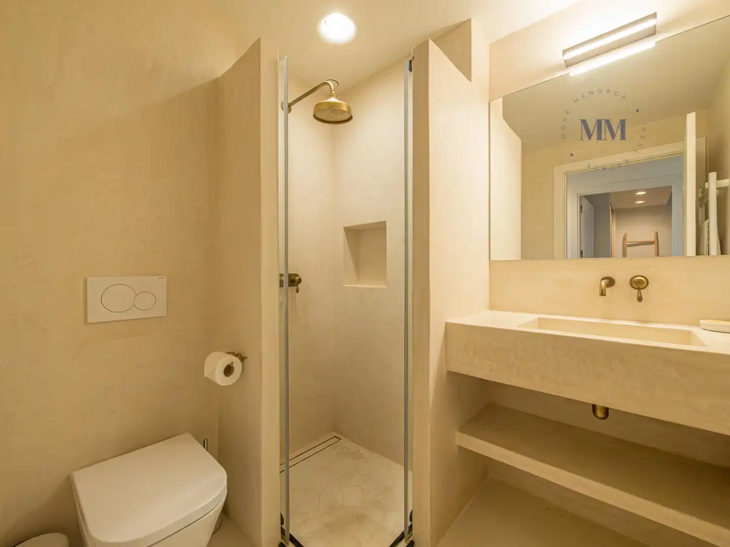 Bathroom of Houses for sale in Maó - Mahón  with Air Conditioner, Heating and Terrace