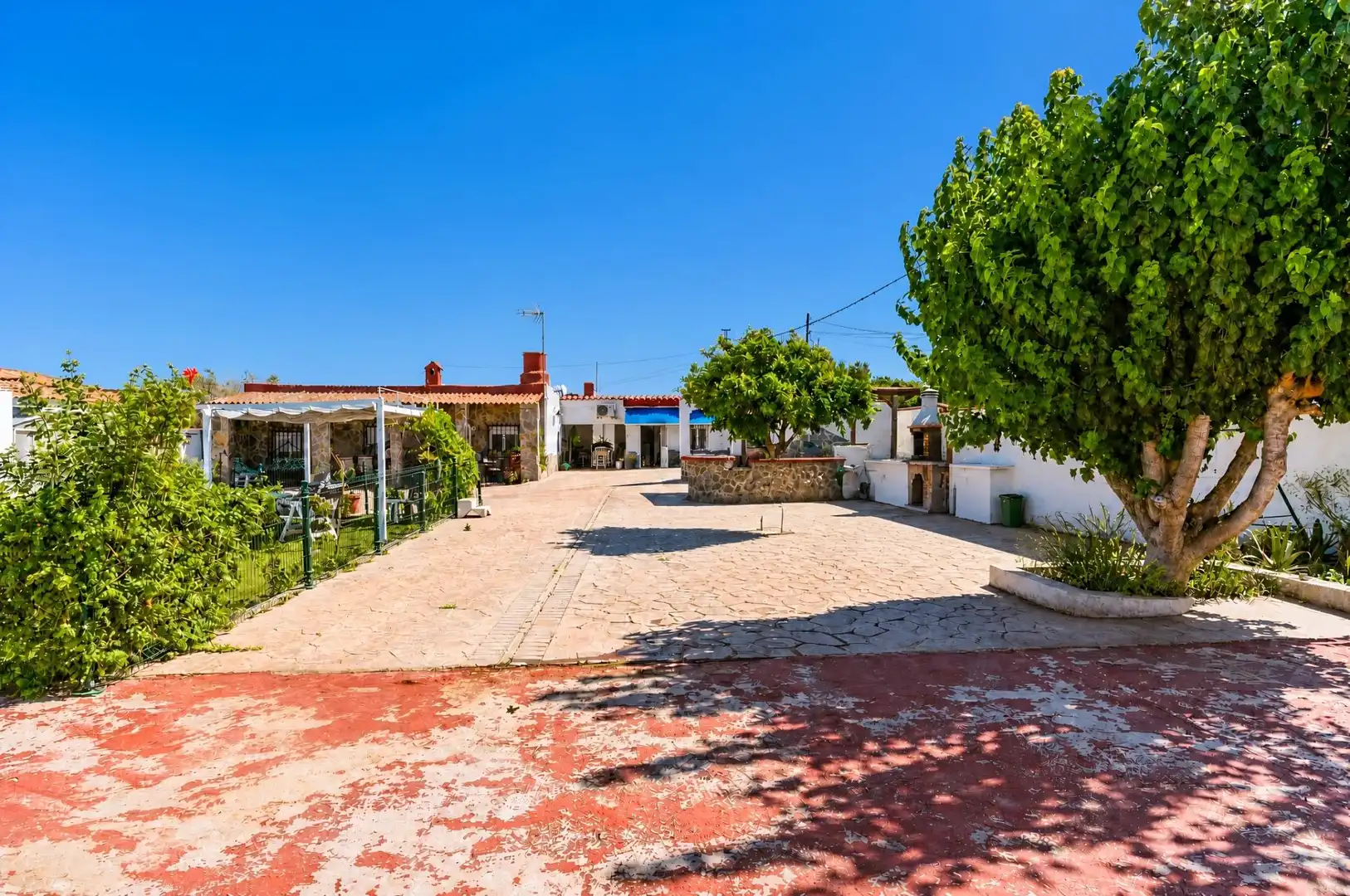 Casa o xalet en venda en Chiclana de la Frontera amb Aire condicionat, Jardí privat i Terrassa