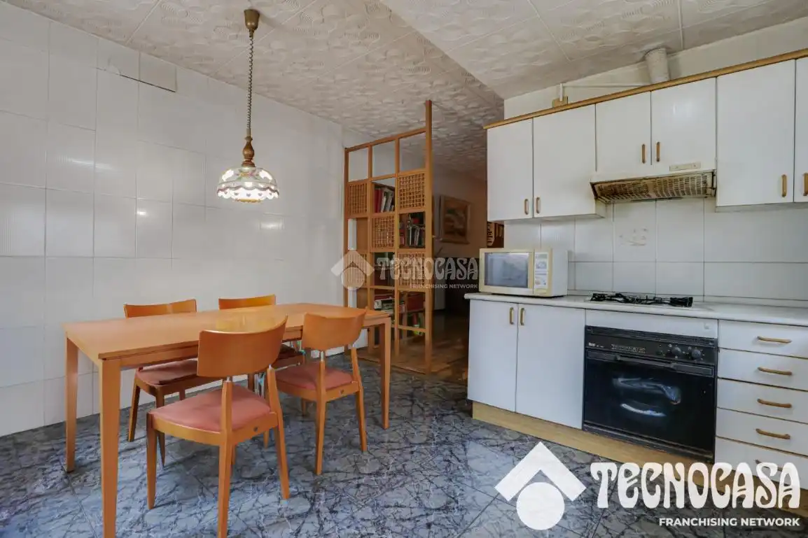Penthouse with terrace for sale in C. de Riego, imagen 10