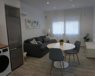 Sala d'estar de Apartament en venda en Empuriabrava amb Calefacció i Piscina comunitària
