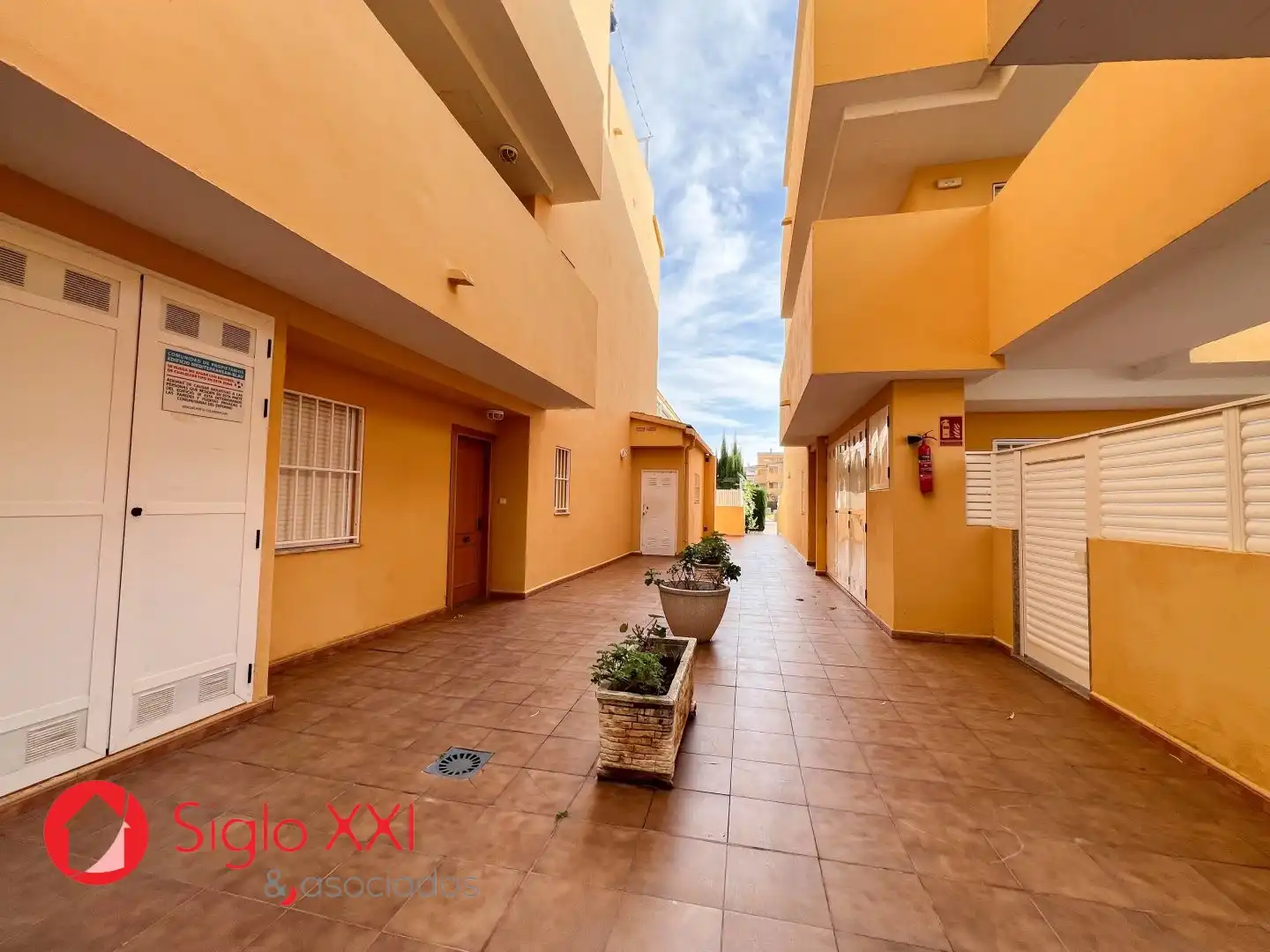 Exterior view of Flat for sale in Oropesa del Mar / Orpesa  with Air Conditioner, Heating and Terrace