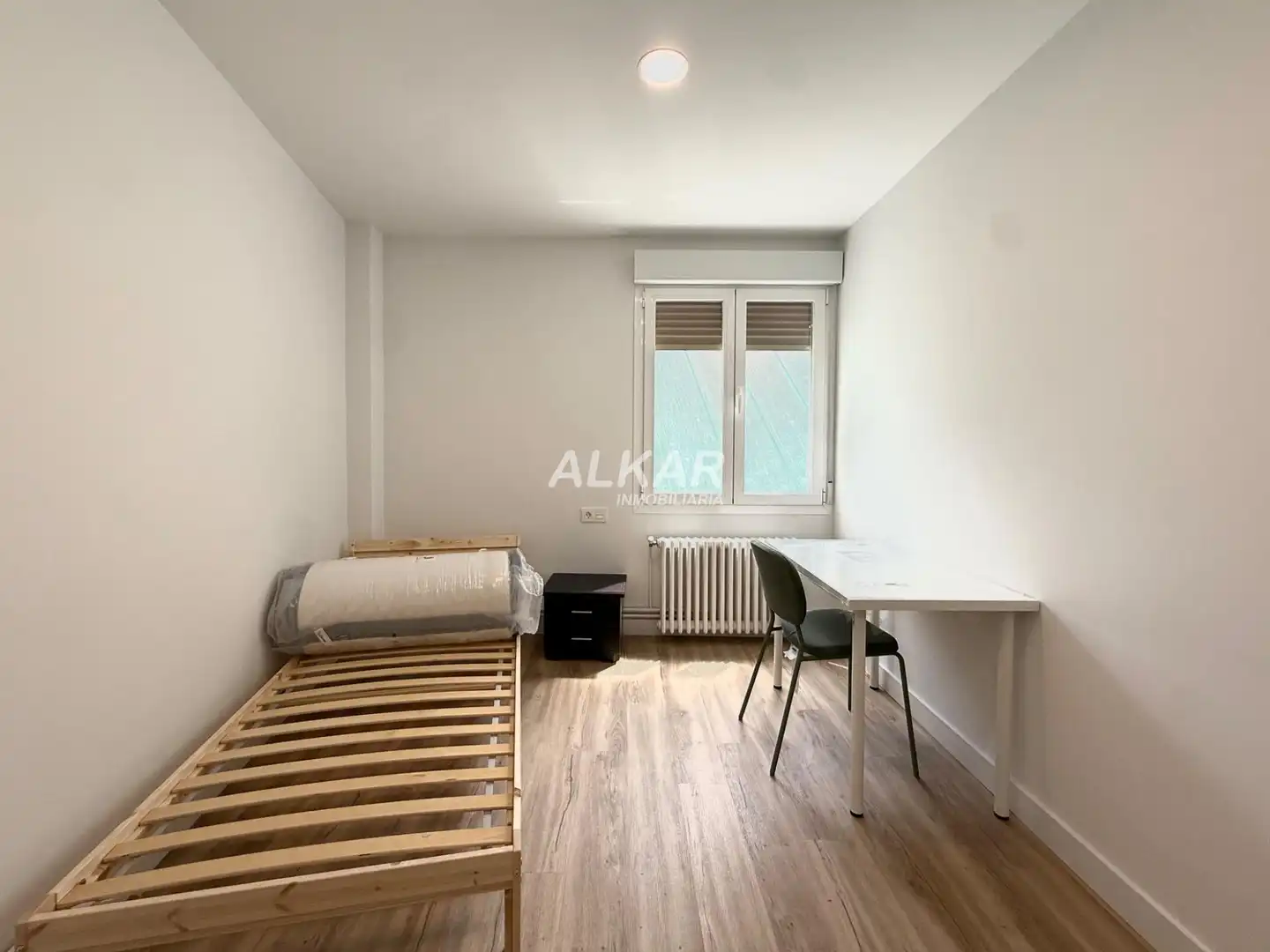 Schlafzimmer von Wohnung zur Miete in Tudela mit Heizung, Parkett und Terrasse