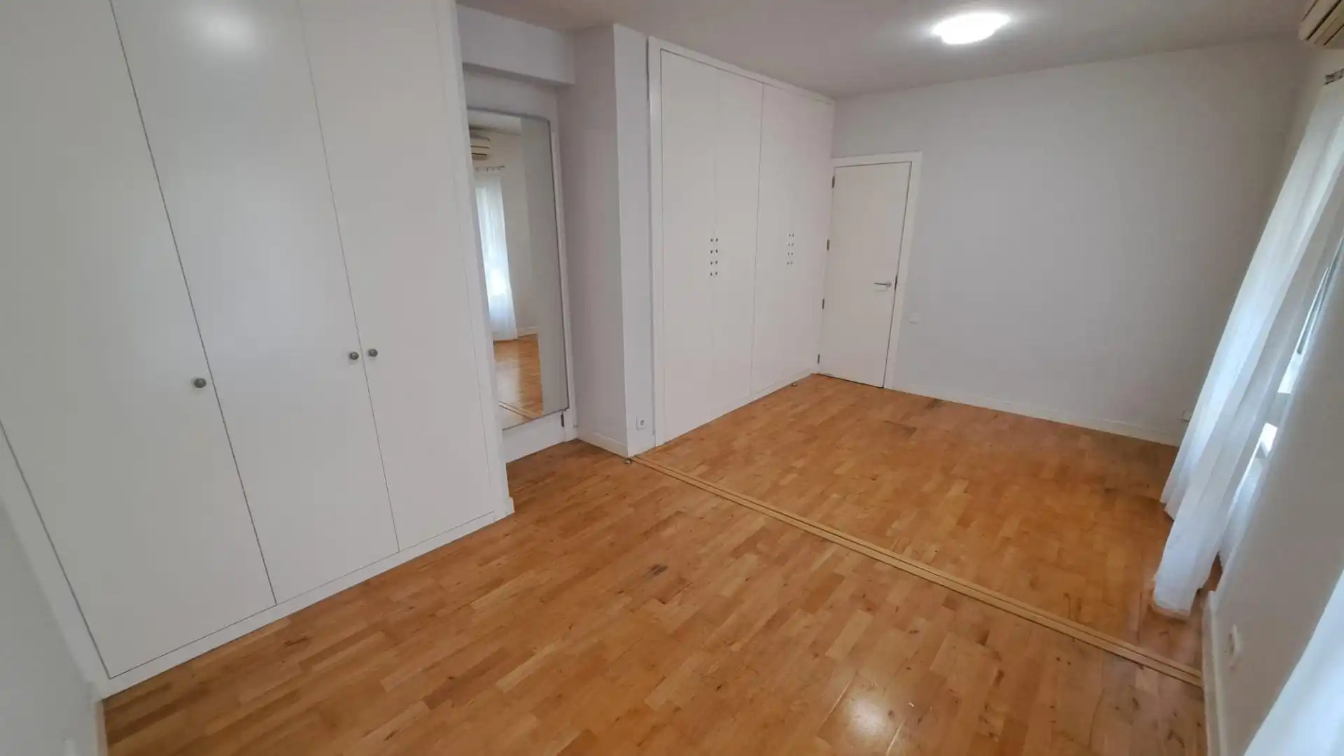 Piso en venta en Valencia con Aire acondicionado, Calefacción y Jardín privado
