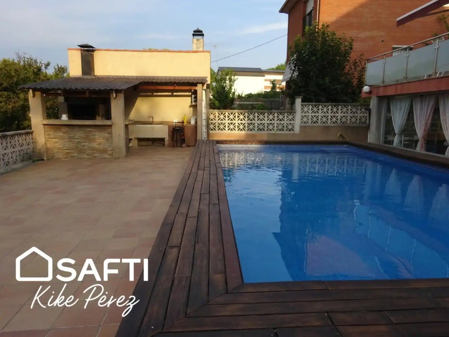 Piscina de Casa o xalet en venda en Rubí amb Terrassa, Piscina i Moblat